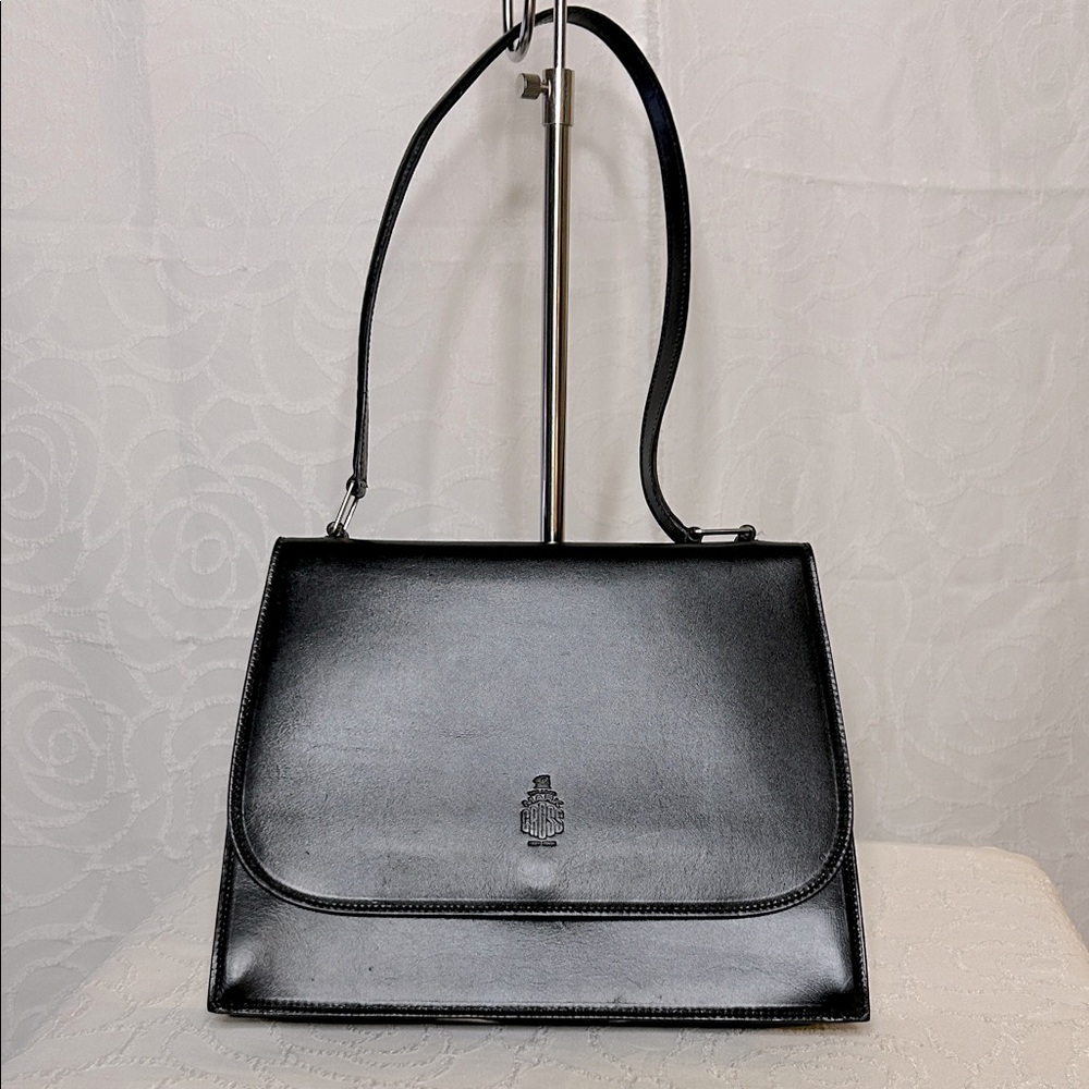 MARK CROSS Vintage Black Leather shoulder handbag. Made in Italy.